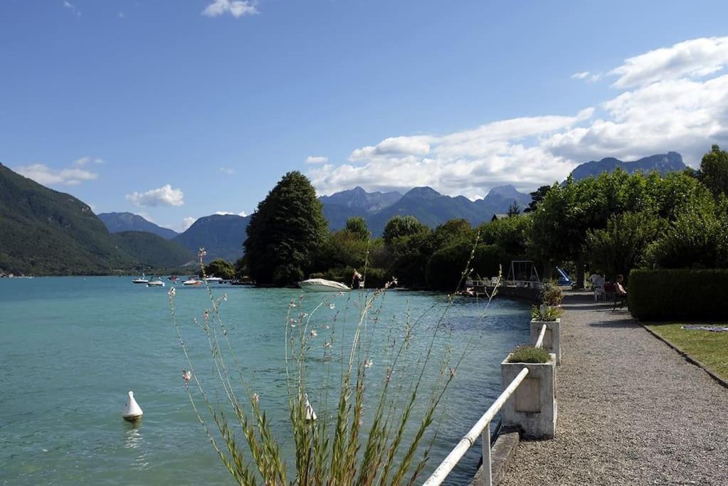 Coconlagon Serenite Au D'annecy *